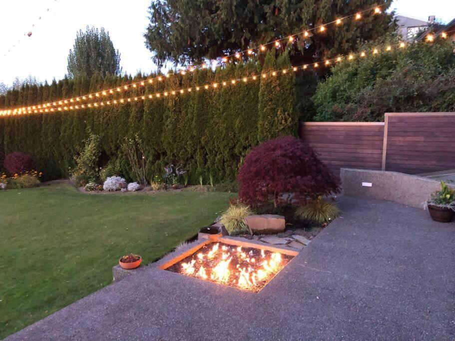 1-Bedroom Seaview Guesthouse On Seattle Luxury Estate With Views Of Olympic Mountains Экстерьер фото